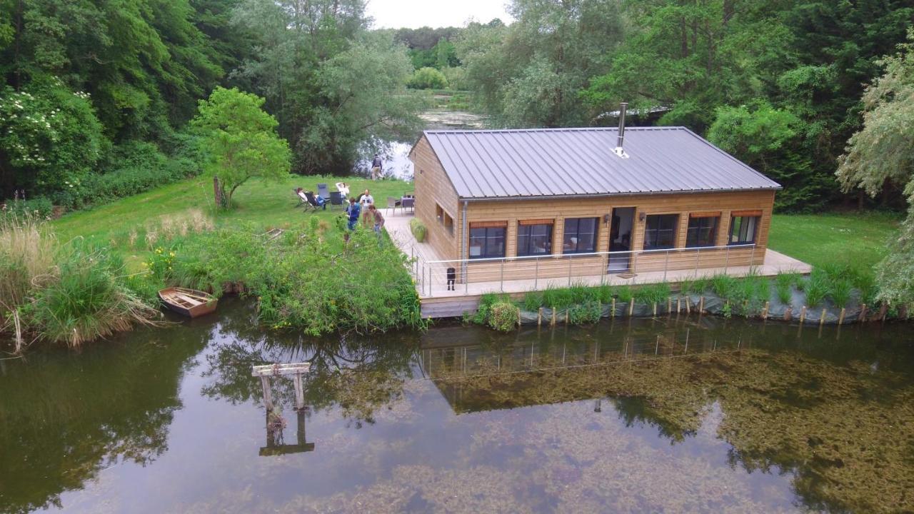 La Cabane Du Pont Du Douet Mazieres-de-Touraine Luaran gambar